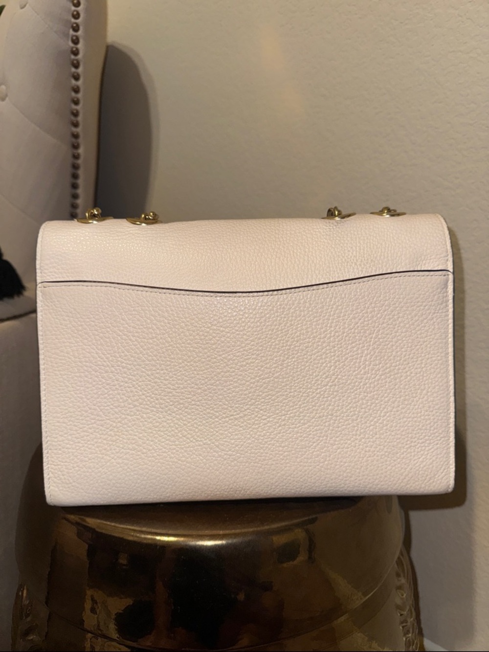 Coach Pebbled Leather Shoulder Bag in Ivory with Gold Hardware authentic - Picture 6 of 9